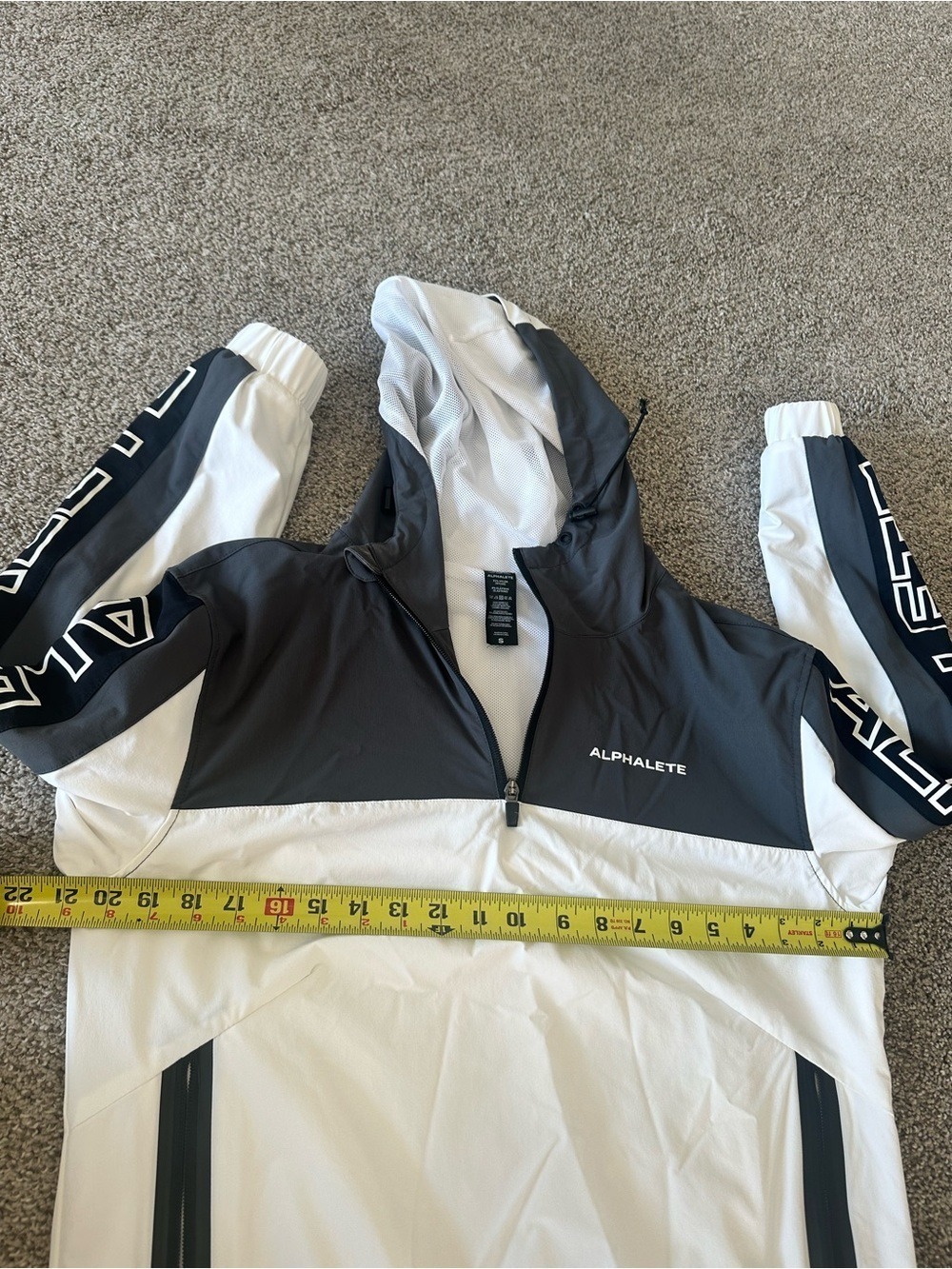 Alphalete Infinity Tech Jacket Size Small White Grey Windbreaker - Picture 9 of 10